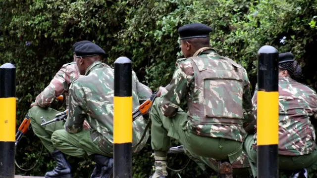 Abasirikare ba Kenya bahanganye n'abarwanyi ba Al Shabaab mu gitero kw'isoko i Nairobi mu 2013