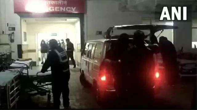 घाइतेको उद्धार गरिँदै