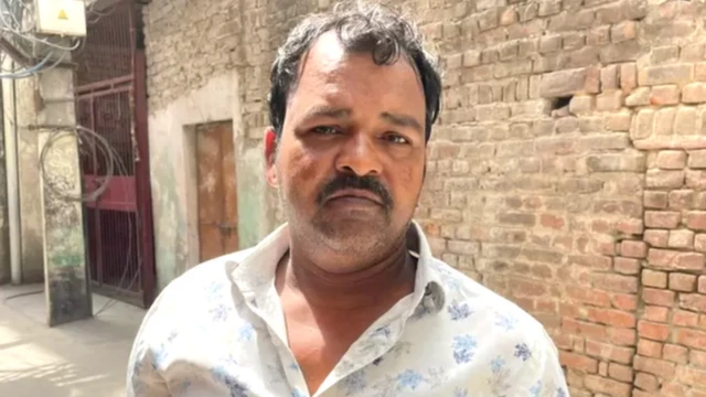 ਸੁਦੇਸ਼ ਕੁਮਾਰ. ਜਹਾਂਗੀਰਪੁਰੀ ਨਿਵਾਸੀ