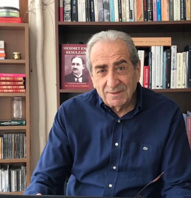 Rəsulzadənin məzarüstü abidəsinin müəllifi Tuncer Kırhan