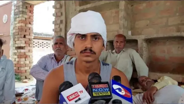 موہت کے بھائی منوج یادو