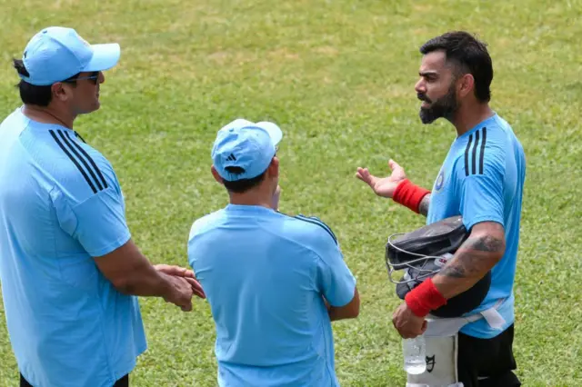 विरोट कोहली, अजित अगरकर और सलिल अंकोला