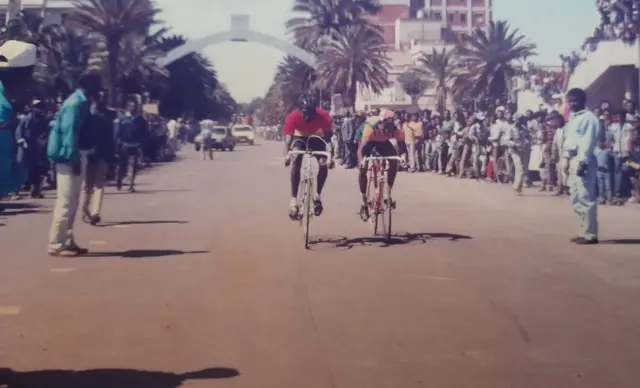 ጀማል መሓመድ ብርሃን ኣብ 1992 ኣብ ውድድር የማናይ