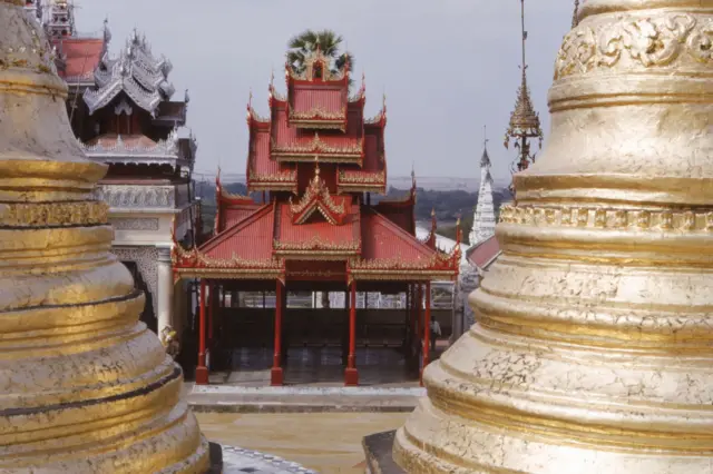 စေတီပုထိုး ပေါများတဲ့ မြန်မာပြည်