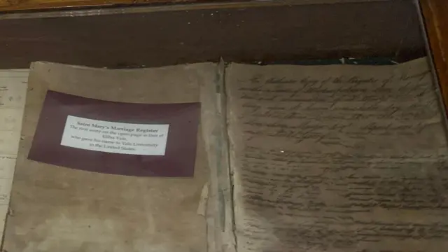 புனித ஜார்ஜ் கோட்டை, புனித மேரி தேவாலயம் 