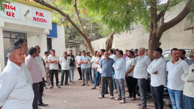 ગોંડલ હિંસા, અલ્પેશ કથીરિયા, જિગીષા પટેલ, મેહુલ બોઘરા, ગણેશ ગોંડલ જાડેજા, ગીતાબા જયરાજસિંહ જાડેજા, પાટીદાર વિરુદ્ધ ક્ષત્રિય હિંસા ઇતિહાસ, બીબીસી ગુજરાતી, બીબીસી ન્યૂઝ ગુજરાતી, અમિત ખૂંટ, અનિરુદ્ધસિંહ જાડેજા