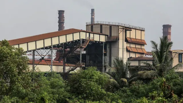महाराष्ट्रातील डोलवी येथील जेएसडब्ल्यू स्टील लिमिटेड