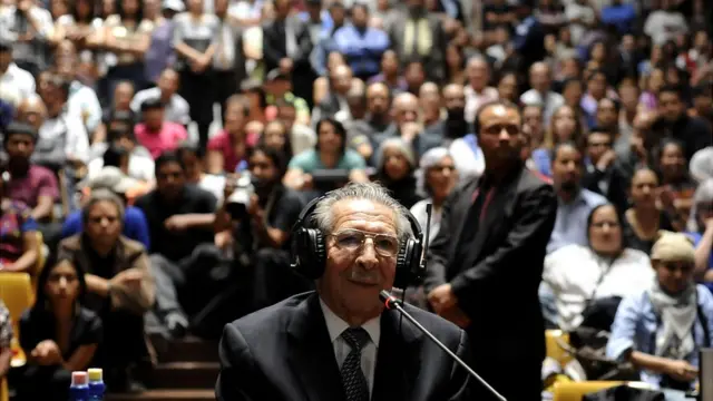 Efraín Ríos Montt durante el juicio en su contra.