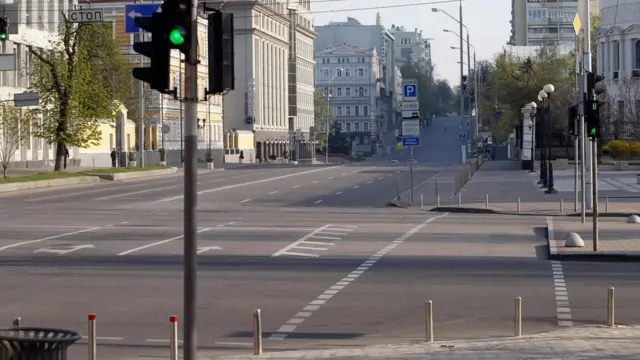 تصور می‌شود فهم چگونگی واکنش سیستم ایمنی بدن به بیماری کووید-۱۹ کلید دست‌یابی به یک استراتژی برون‌رفت است