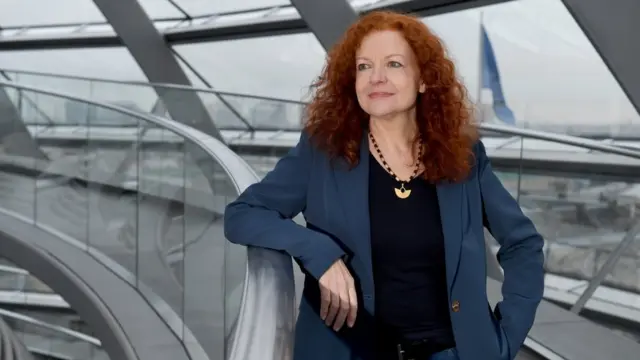 มาร์กาเรเทอ เบาเซอ ส.ส.หญิงจากเขตเลือกตั้งนครมิวนิก วัย 61 ปี