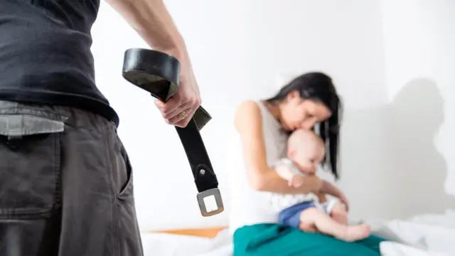 महिलाओं पर हिंसा