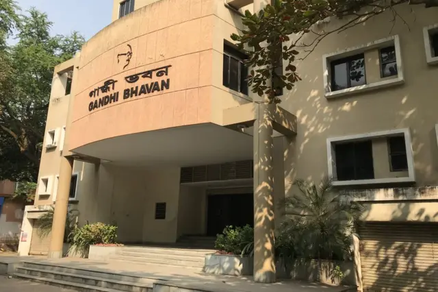 जादवपुर यूनिवर्सिटी