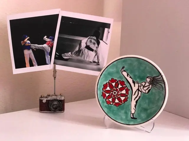 إحدى رسومات رابعة تورهان