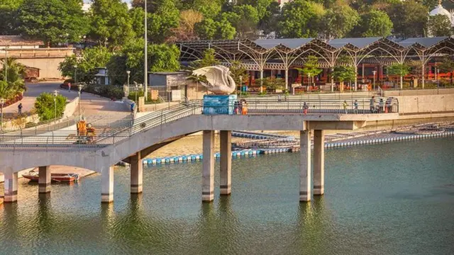 સમારકામ બાદ ગોપી તળાવમાં અનેક નવી સુવિધાઓ ઉમેરાઈ