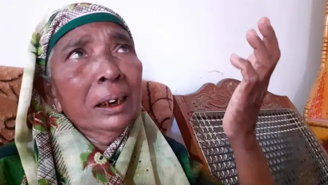 அஸ்ரிபாவின் பாட்டி