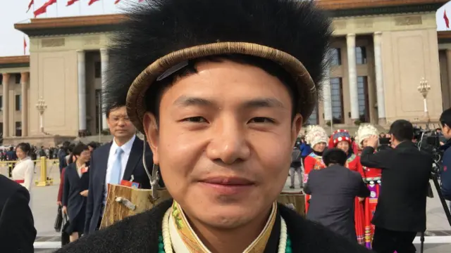 来自西藏的扎西江村