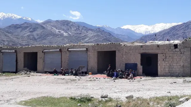 مادر بمب ها