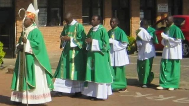 Kiliziya Gatolika ivuga ko abayoboke bayo batakoze jenodide mu izina ryayo