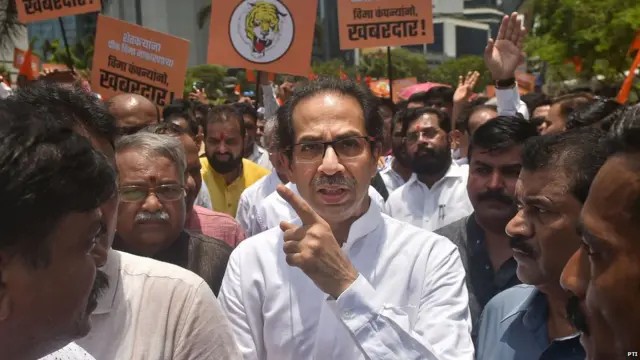 उद्धव ठाकरेंनीही मातोश्रीवर अनेकांच्या मुलाखती घेतल्या आहेतच.