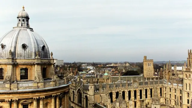 Universitas Oxford