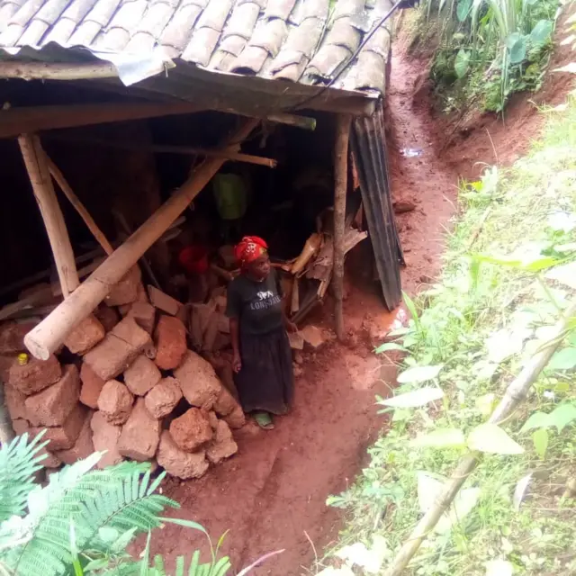 Imiryango ibarirwa myinshi yasenyewe inzu n'ibyayo birangirika ikeneye ubufasha muri ibi bihe