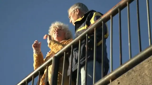 बुजुर्ग दंपति