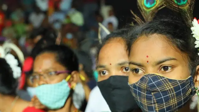 సమ్మక్క సారలమ్మల భక్తులు