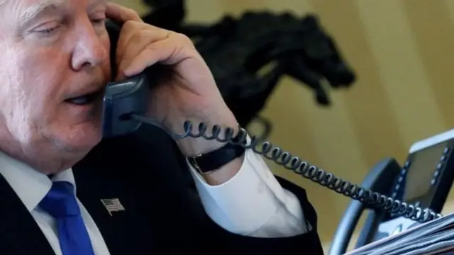 डोनल्ड ट्रंप