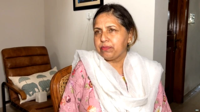 ਵੀਸੀ ਬਨਾਮ ਸਹੂਲਤਾਂ