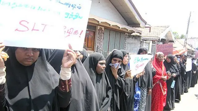 මුස්ලිම් කාන්තාවෝ උද්ඝෝෂණයක