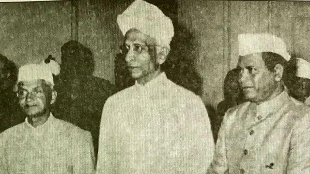 రాష్ట్రపతి సర్వేపల్లి రాధాకృష్ణ, ప్రధాని లాల్ బహదూర్ శాస్త్రిలతో సంజీవయ్య