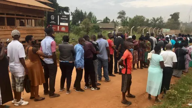 Wapiga kura Uganda nchinbi Uganda