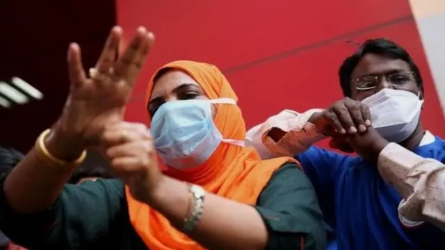 การรณรงค์ทำความสะอาดมือเพื่อลดความเสี่ยงรับเชื้อไวรัสโควิด-19 เกิดขึ้นในหลายประเทศทั่วโลก