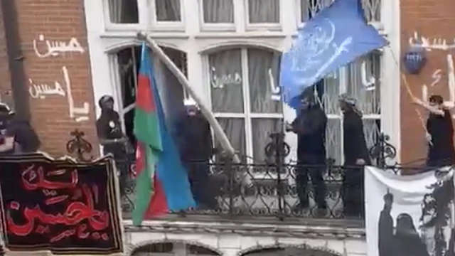 حمله به سفارت آذربایجان به گروهی نسبت داده شده که قبلا به سفارت ایران حمله کرده بود