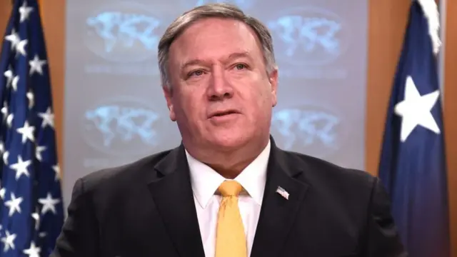 ఐఎన్ఎఫ్ ఒప్పందం నుంచి బయటకు వస్తున్నట్లు ప్రకటిస్తున్న అమెరికా సెక్రెటరీ మైక్ పాంపేయో