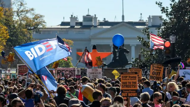 Сторонники Байдена