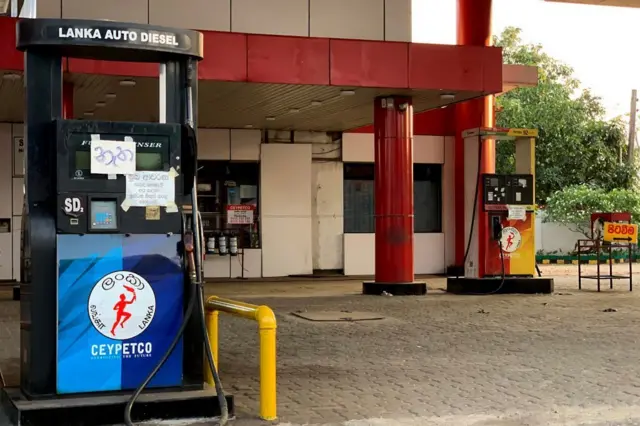 No fuel notice at a shed