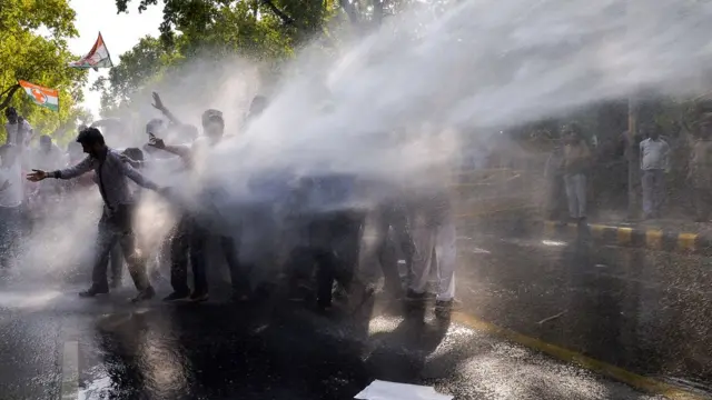నిరసనకారులు (ఫైల్)