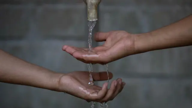 पाणी