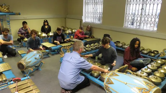 gamelan di universitas Kingston