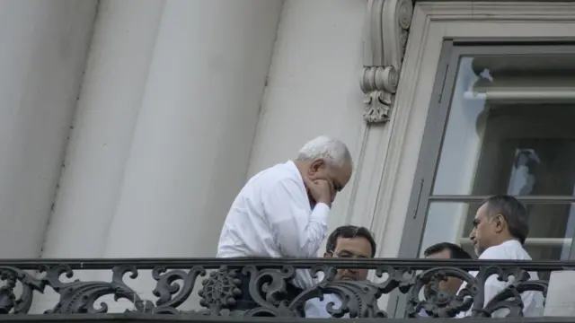 پس از ترور رهبران کردها در برلین و توقف 'دیالوگ انتقادی با غرب'، مذاکرات هسته‌ای دومین تجربه تعامل انتقادی ایران با غرب بود