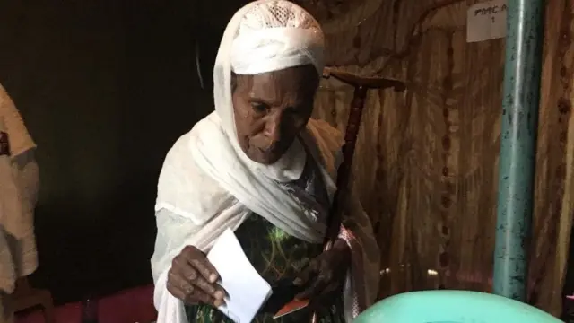 Namoonni umuriin isaanii bubbuleef dursi kennameeraaf