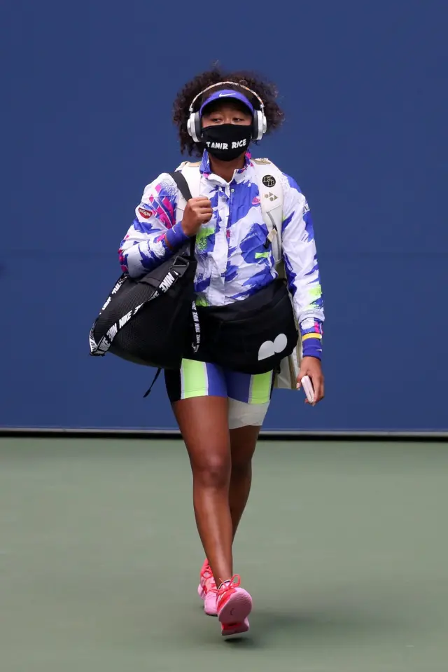 "Naomi Osaka defeat Victoria Azarenka"