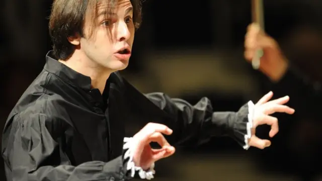 Теодор Курентзис