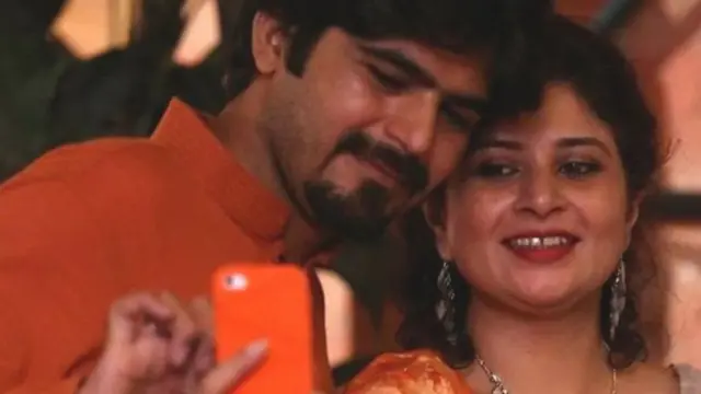 مدثر نارو اور ان کی اہلیہ صدف