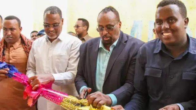 Waare oo xariga ka jarayay mashruuc horumarineed gudaha degmada Warsheekh