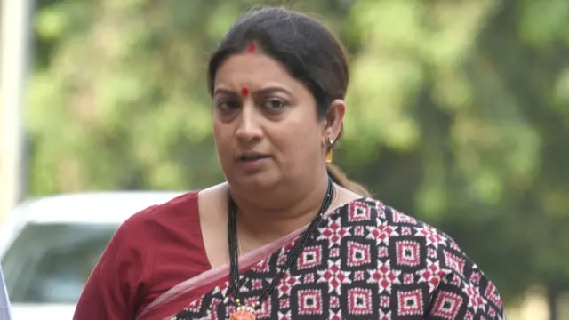 महिला और बाल विकास मंत्री स्मृति ईरानी