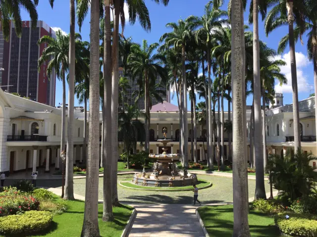 Patio interior del Palacio Legislativo.