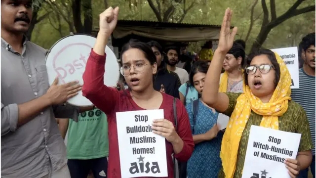 జేఎన్‌యూలో నిరసన