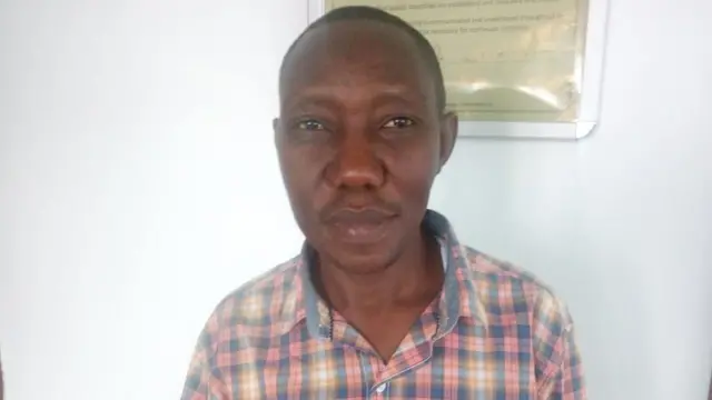 Mkurugenzi mkuu wa shirika la huduma za kivukio cha feri nchini Kenya - Bakari Gowa.